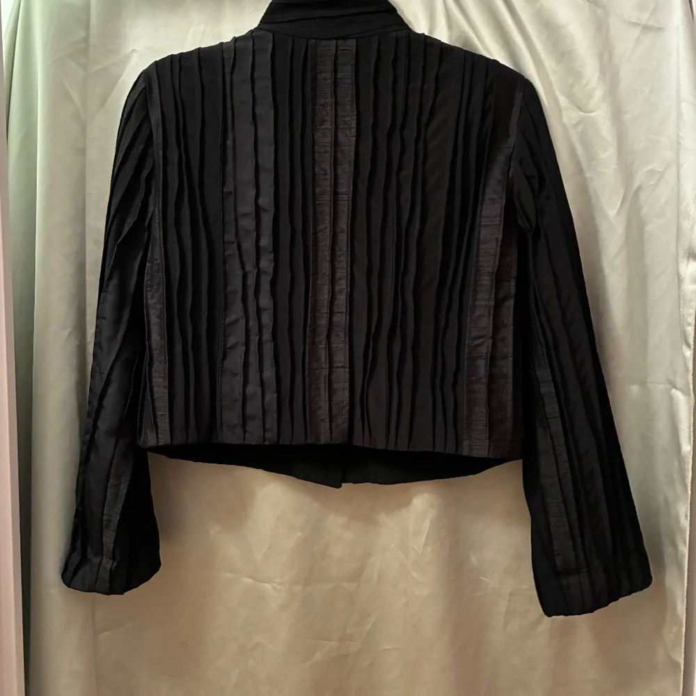 Hulda Bridgeman Design Wearable Art Black Silk Size 0 Petite Jacket Handmade EUC - Picture 3 of 16